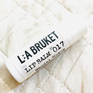 コスメキッチン(Cosme Kitchen)の♡新品未使用♡ラ　ブルケット　オーガニックリップバーム♡(リップケア/リップクリーム)