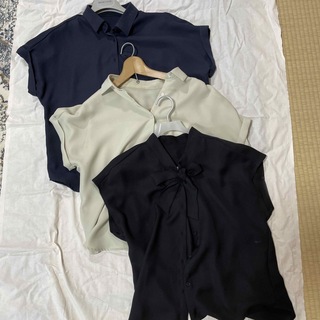 ジーユー(GU)のGU レディースシャツ　三枚セット(シャツ/ブラウス(半袖/袖なし))