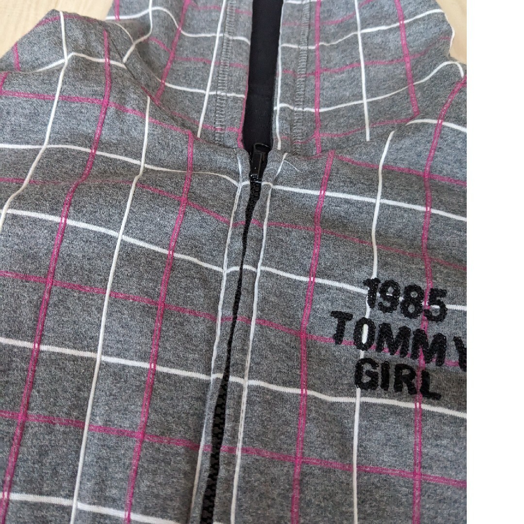 tommy girl(トミーガール)のﾄﾐｰｶﾞｰﾙ★リバーシブルパーカー レディースのトップス(パーカー)の商品写真