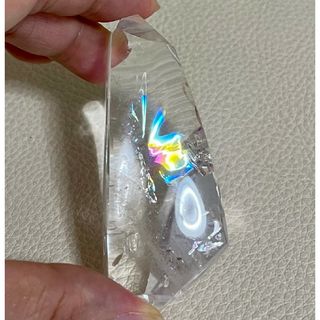アイリスクォーツ 虹入 天然石 クリスタル レインボー ブロックカット 幸運(置物)