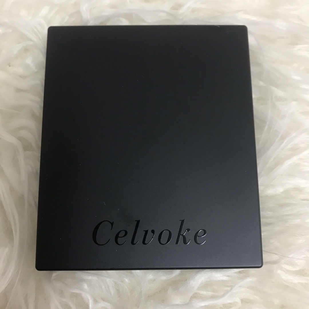 SALE■美品■Celvoke ヴァティックアイパレット06