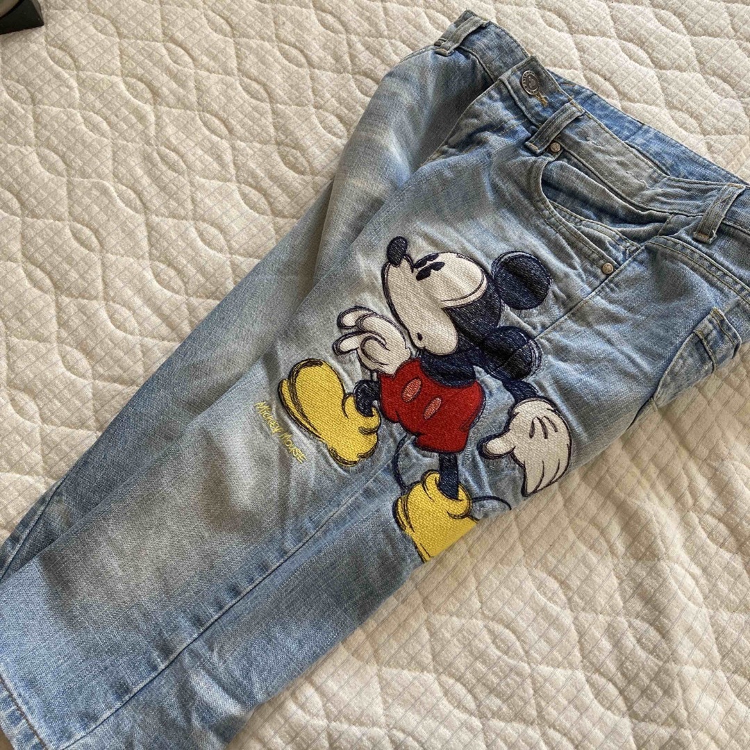 Disney(ディズニー)のディズニー　デニム　ジーンズ メンズのパンツ(デニム/ジーンズ)の商品写真