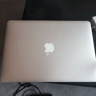 美品 Macbook Air 13インチ SSD/2021年Office付き。