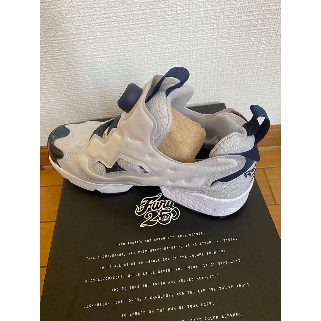 【新品】Reebok インスタポンプフューリー 4