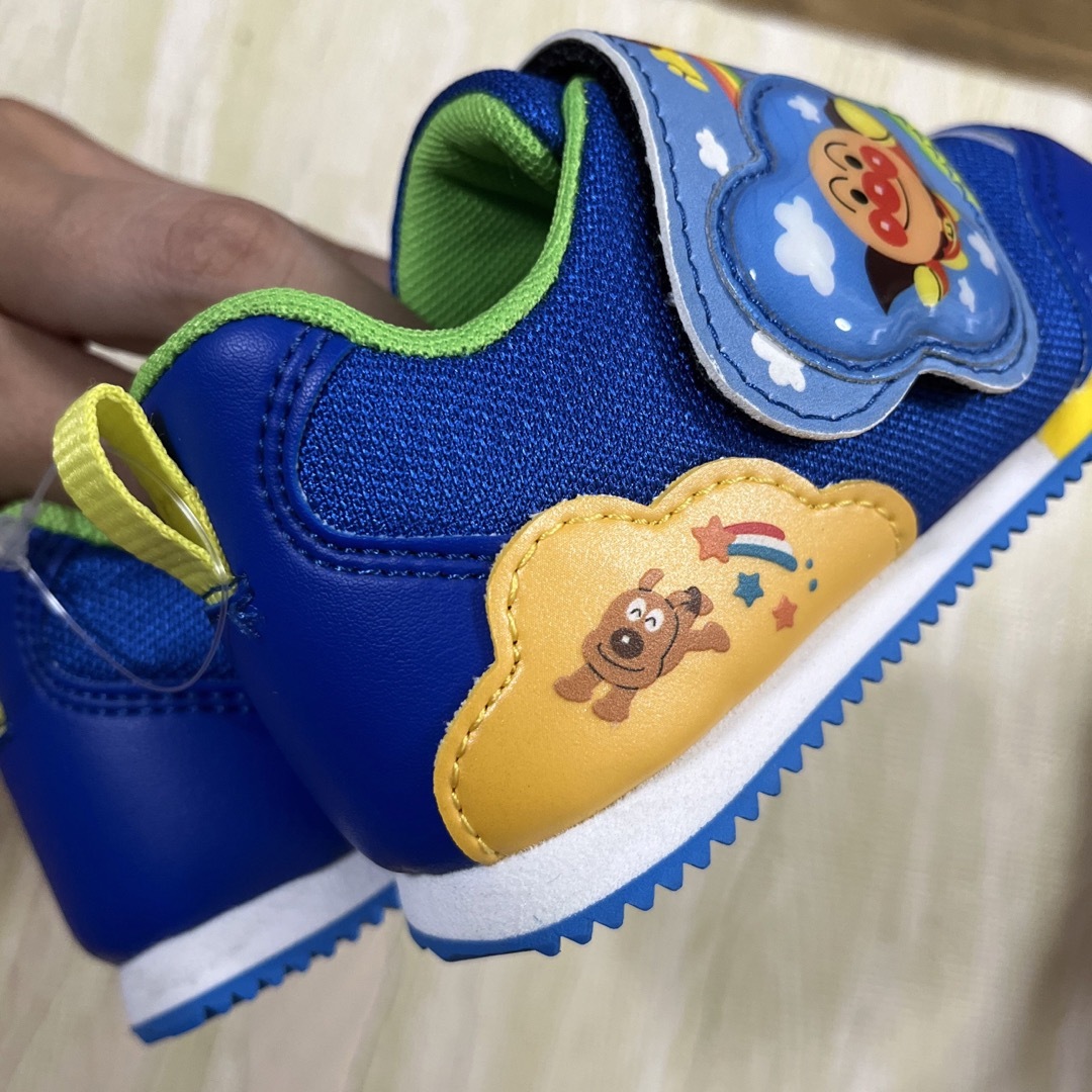 MOONSTAR アンパンマン 子ども靴 13.5cm 13.5EE スニーカームーンスターの通販 by *s h o p |ムーンスターならラクマ 13.5EE ムーンスター アンパンマン スニーカー