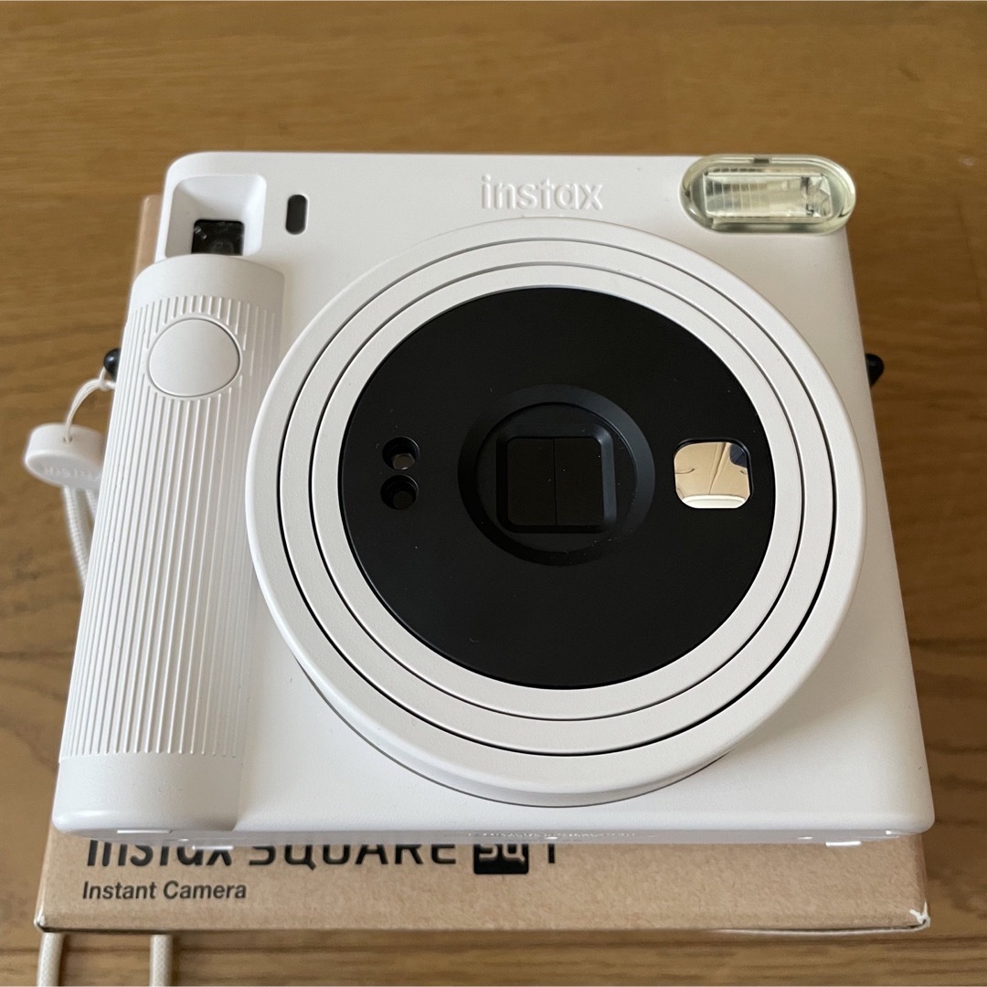 富士フイルム チェキ instax SQUARE SQ1 チョークホワイト(1台チェキシリーズ名