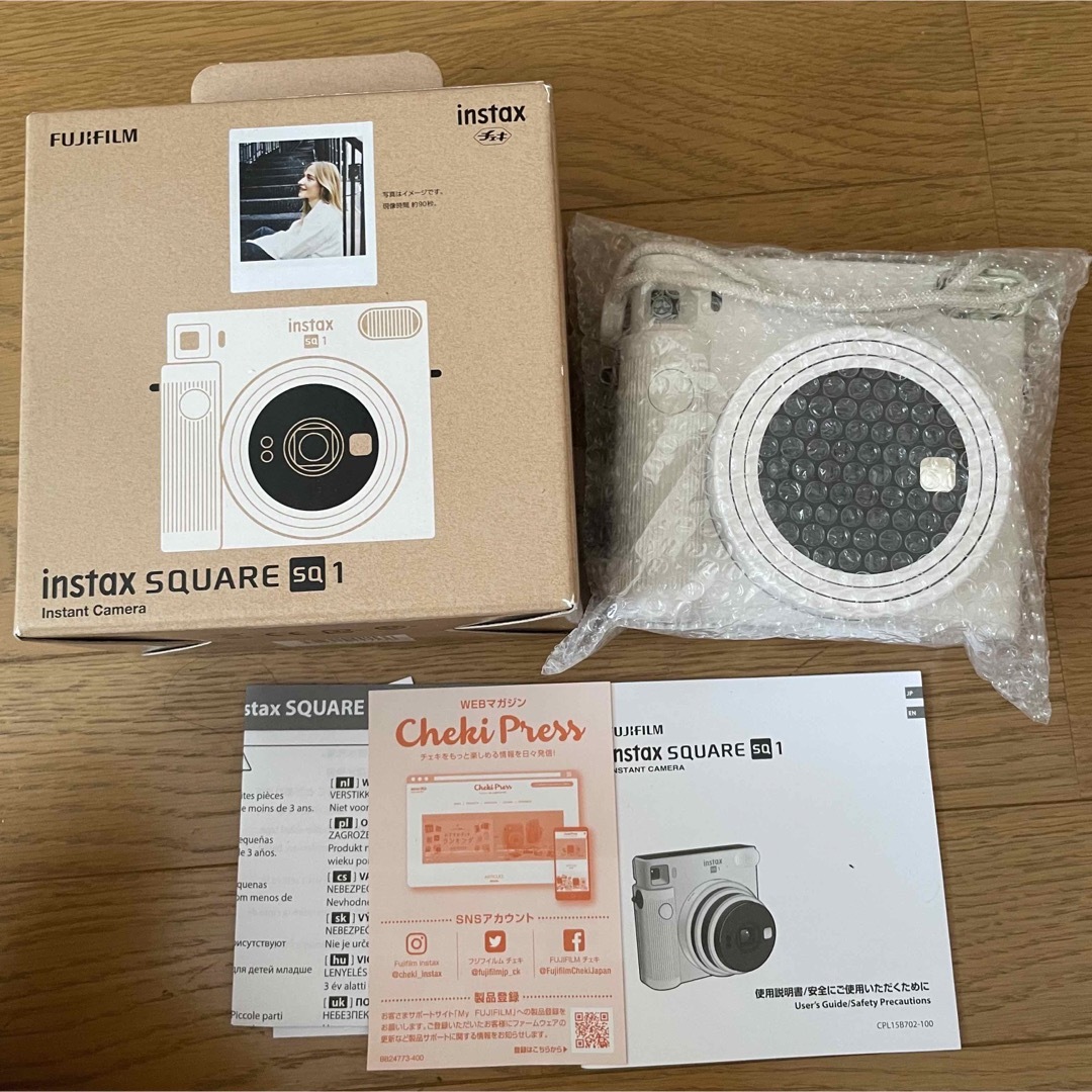 富士フイルム チェキ instax SQUARE SQ1 チョークホワイト(1台 | www