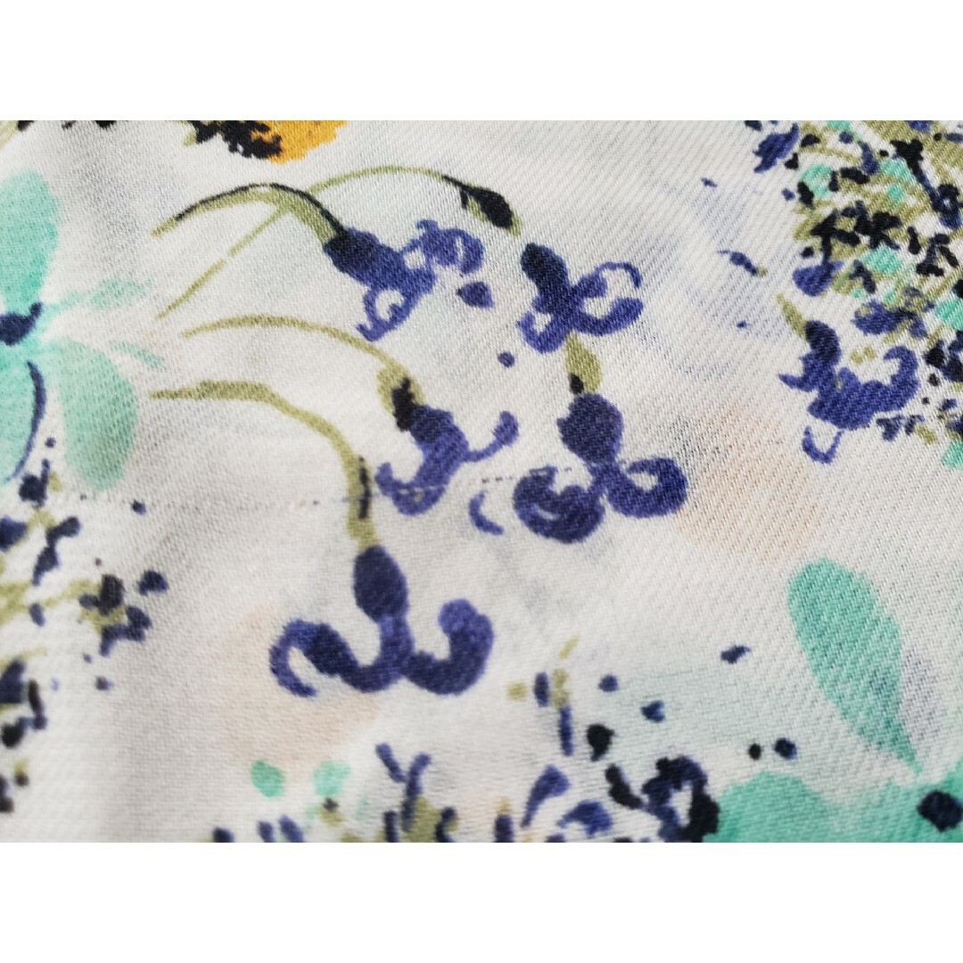 URBAN RESEARCH(アーバンリサーチ)の⭐アーバンリサーチ⭐花柄ブラウス レディースのトップス(シャツ/ブラウス(半袖/袖なし))の商品写真