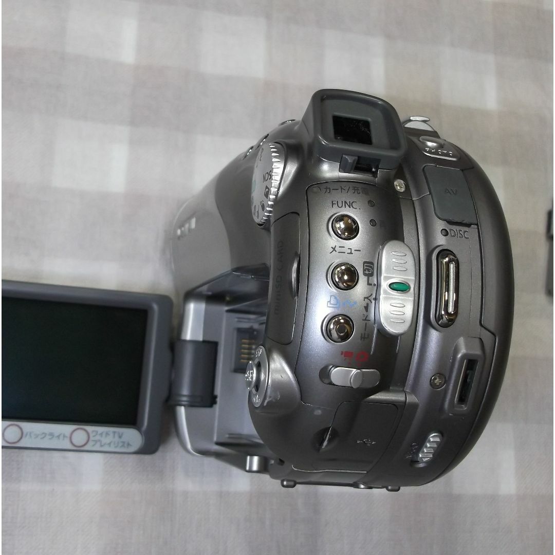 Canon(キヤノン)のビデオカメラ キヤノン「DC40」【送料込】 スマホ/家電/カメラのカメラ(ビデオカメラ)の商品写真