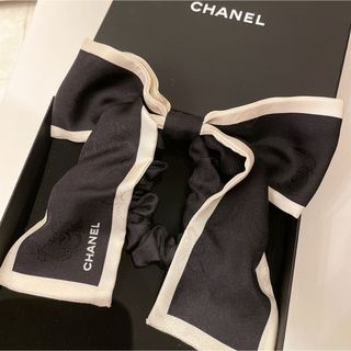 シャネル(CHANEL)のCHANEL♡美品　ヘアゴム　シュシュ　リボン♡ブラック(ヘアゴム/シュシュ)