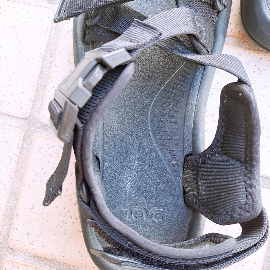 Teva(テバ)のHURRICANE VERGE ハリケーン バージ レディースの靴/シューズ(サンダル)の商品写真