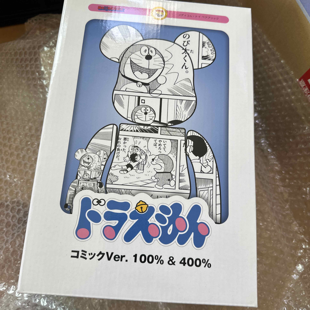 BE@RBRICK(ベアブリック)のBE@RBRICK ドラえもん コミック Ver. 100％ & 400％ エンタメ/ホビーのおもちゃ/ぬいぐるみ(キャラクターグッズ)の商品写真