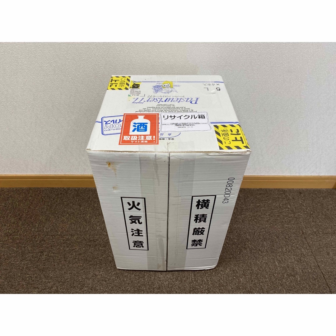 サントリー　角瓶40度　4000ml ペットボトル