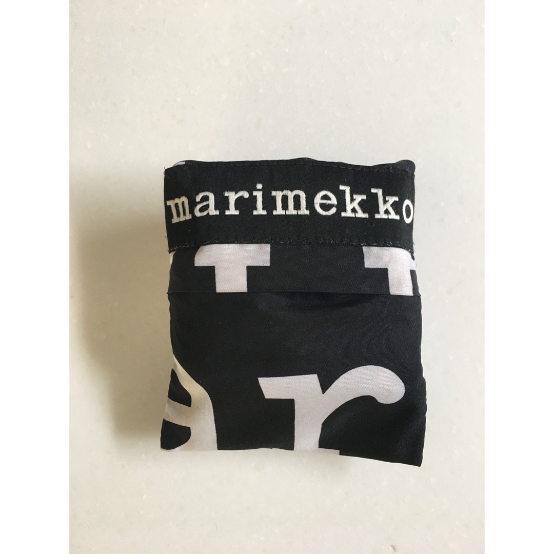 marimekko(マリメッコ)のマリメッコ　marimekko マリロゴ　エコバッグ レディースのバッグ(エコバッグ)の商品写真