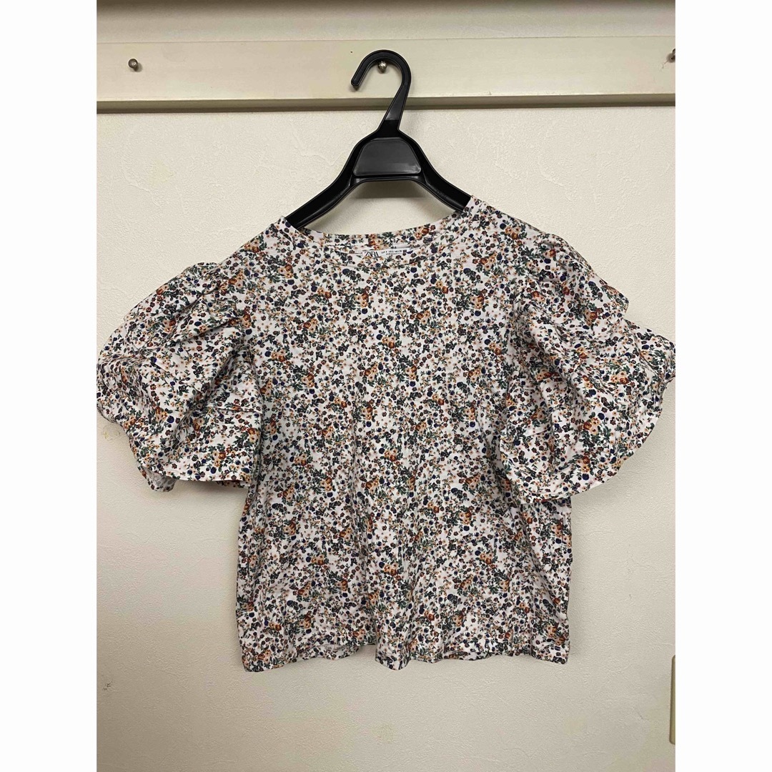 ZARA ZARA 花柄トップス Sサイズの通販 by ma ZARA 花柄トップス