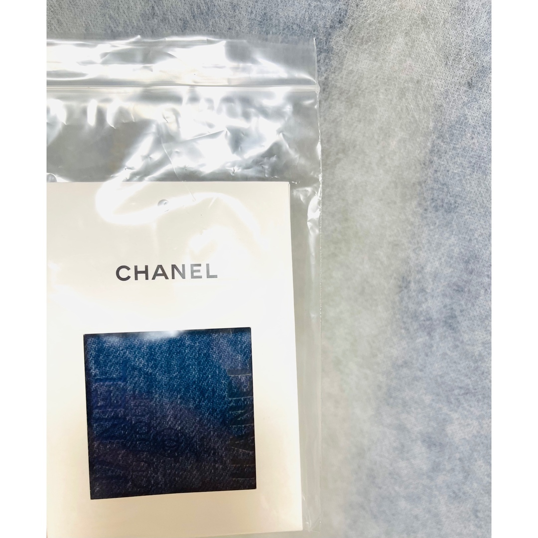 CHANEL(シャネル)のCHANEL 22P  新作　シャネル　デニム　パンツ　JEANS 希少 レディースのパンツ(デニム/ジーンズ)の商品写真