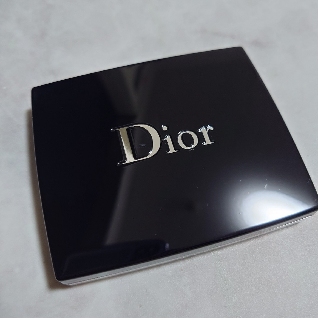 Dior(ディオール)の早い者勝ち‼️1日限定価格‼️サンク クルール クチュール （品番669） コスメ/美容のベースメイク/化粧品(アイシャドウ)の商品写真