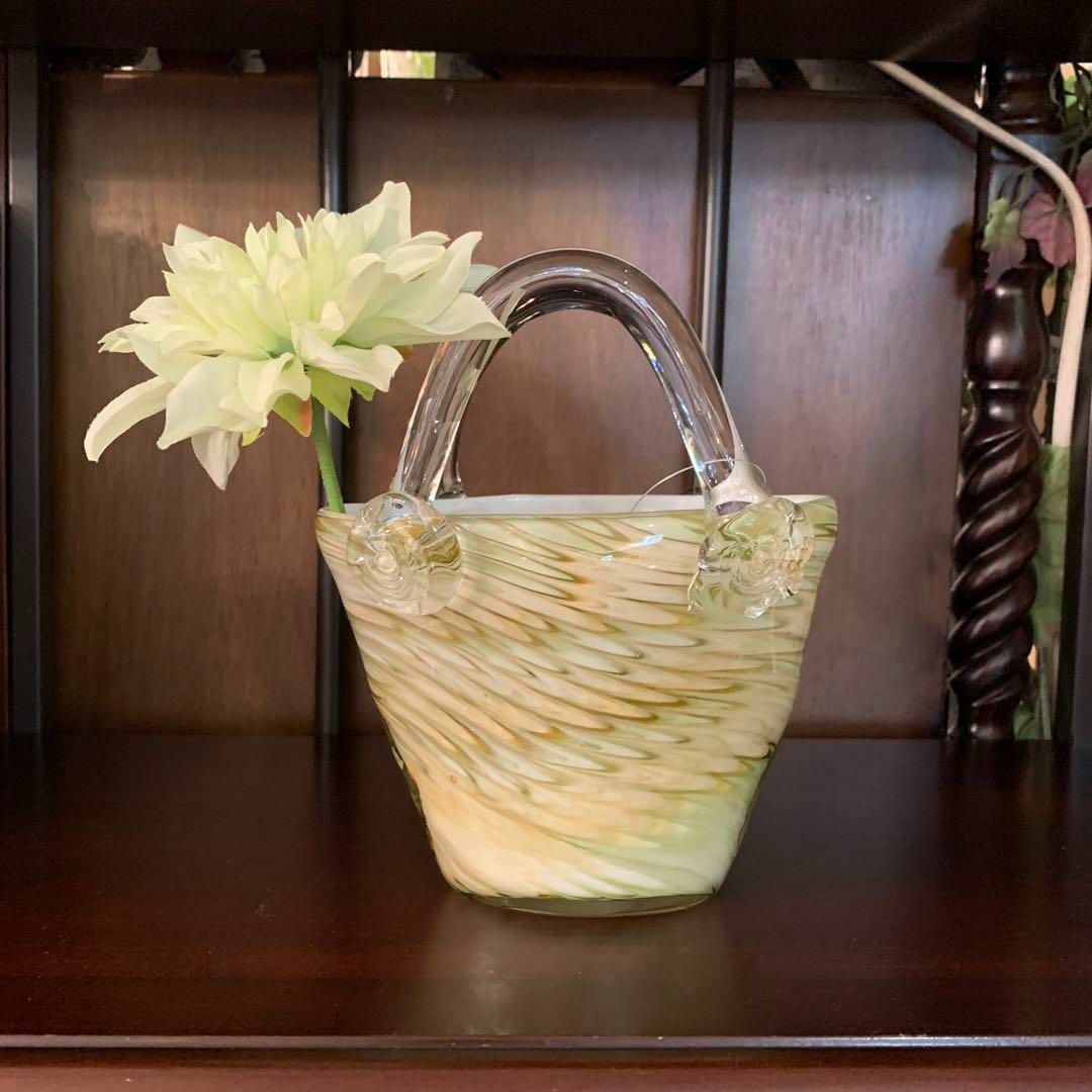 かごバック型　フラワーベース　花瓶