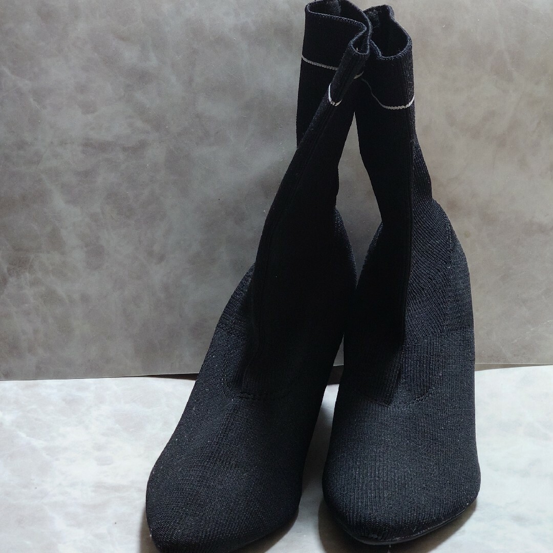 SpRay(スプレイ)の※残り1日限定価格‼️新品！ ソックスブーツ 黒 Ｍサイズ レディースの靴/シューズ(ブーツ)の商品写真