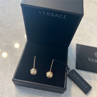 【新品】Versace ゴールドチェーンピアス　メデューサ