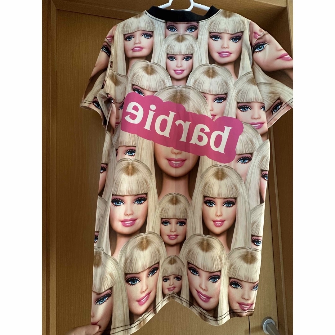 Barbie(バービー)のバービーTシャツ　Barbie レディースのトップス(Tシャツ(半袖/袖なし))の商品写真