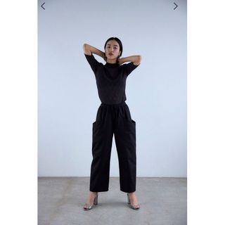 アメリヴィンテージ(Ameri VINTAGE)のmeer.／BIG POCKET NYLON PANTS(BLK)(カジュアルパンツ)