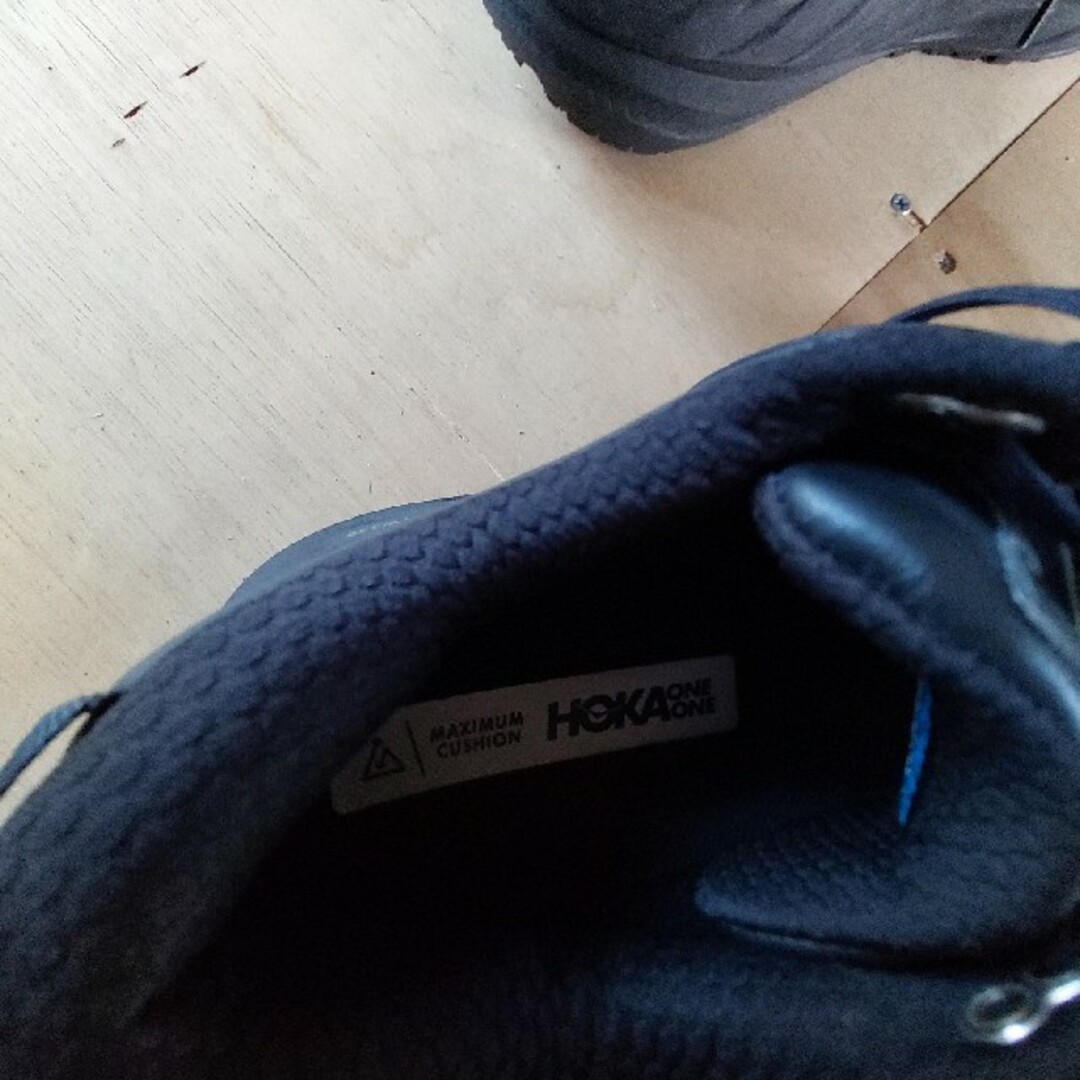 HOKA ONE ONE　ボンダイSR 4