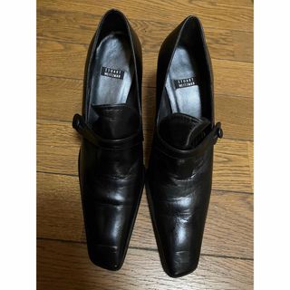 スチュワートワイツマン 靴/シューズの通販 200点以上 | Stuart