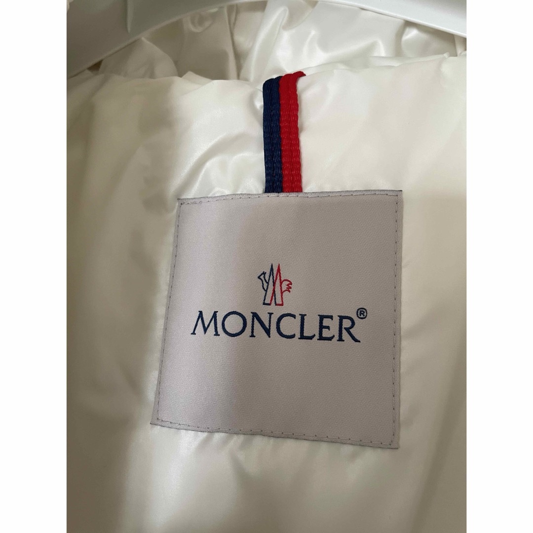 MONCLER(モンクレール)の【新品】新作！MONCLER daos 14A ブラック レディースのジャケット/アウター(ダウンジャケット)の商品写真