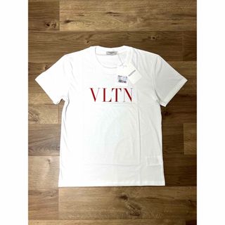 ヴァレンティノガラヴァーニ(valentino garavani)の未使用タグ付き VALENTINO VLTN ロゴプリント Tシャツ 白×赤(Tシャツ/カットソー(半袖/袖なし))