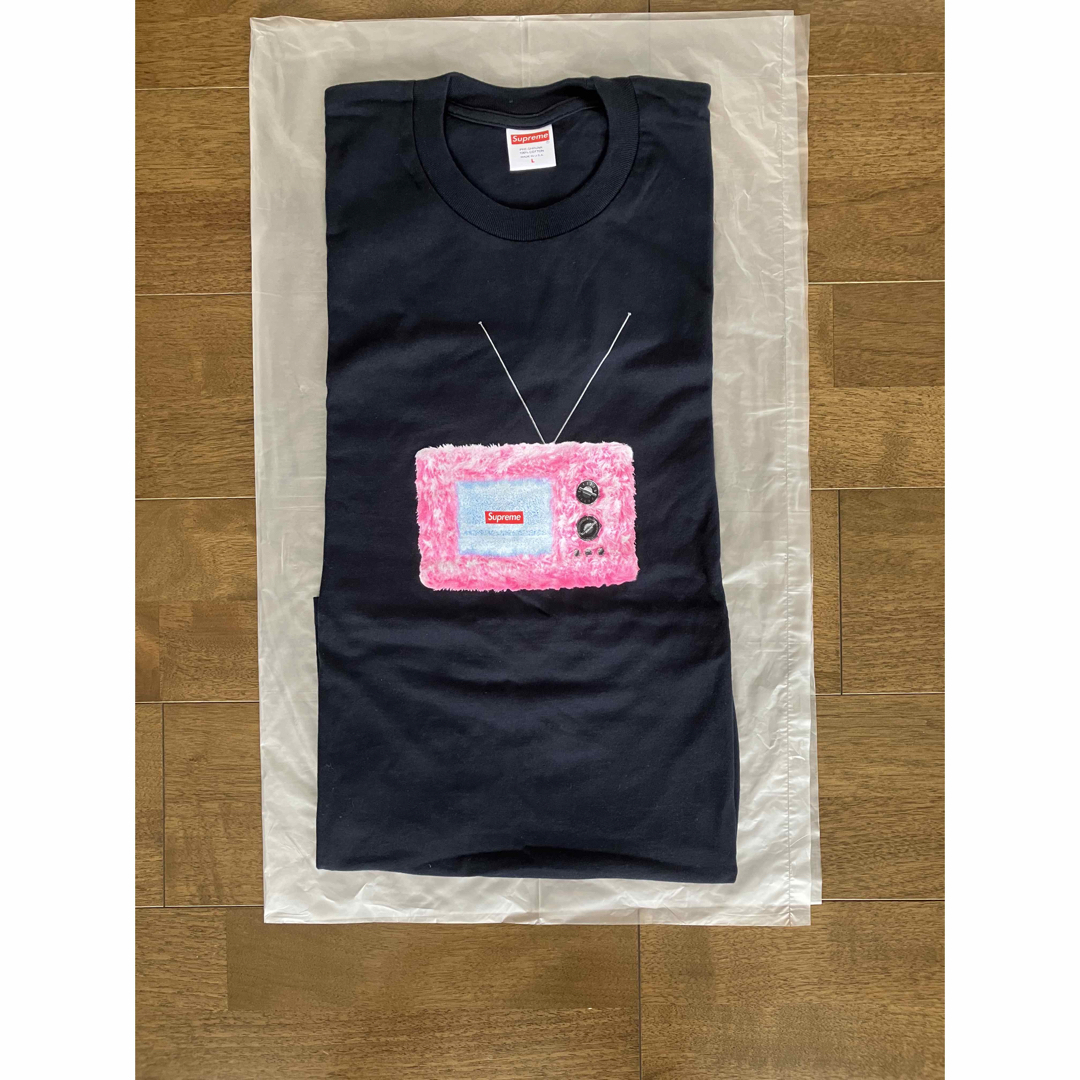 supreme tv tee