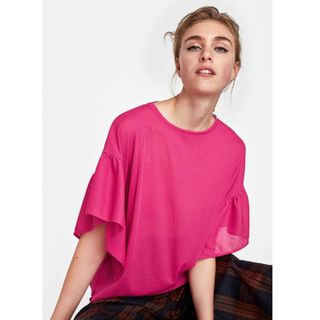 ザラ(ZARA)の新品☆ZARA ザラ フリルスリーブTシャツ トップス S ピンク Barbie(Tシャツ(半袖/袖なし))