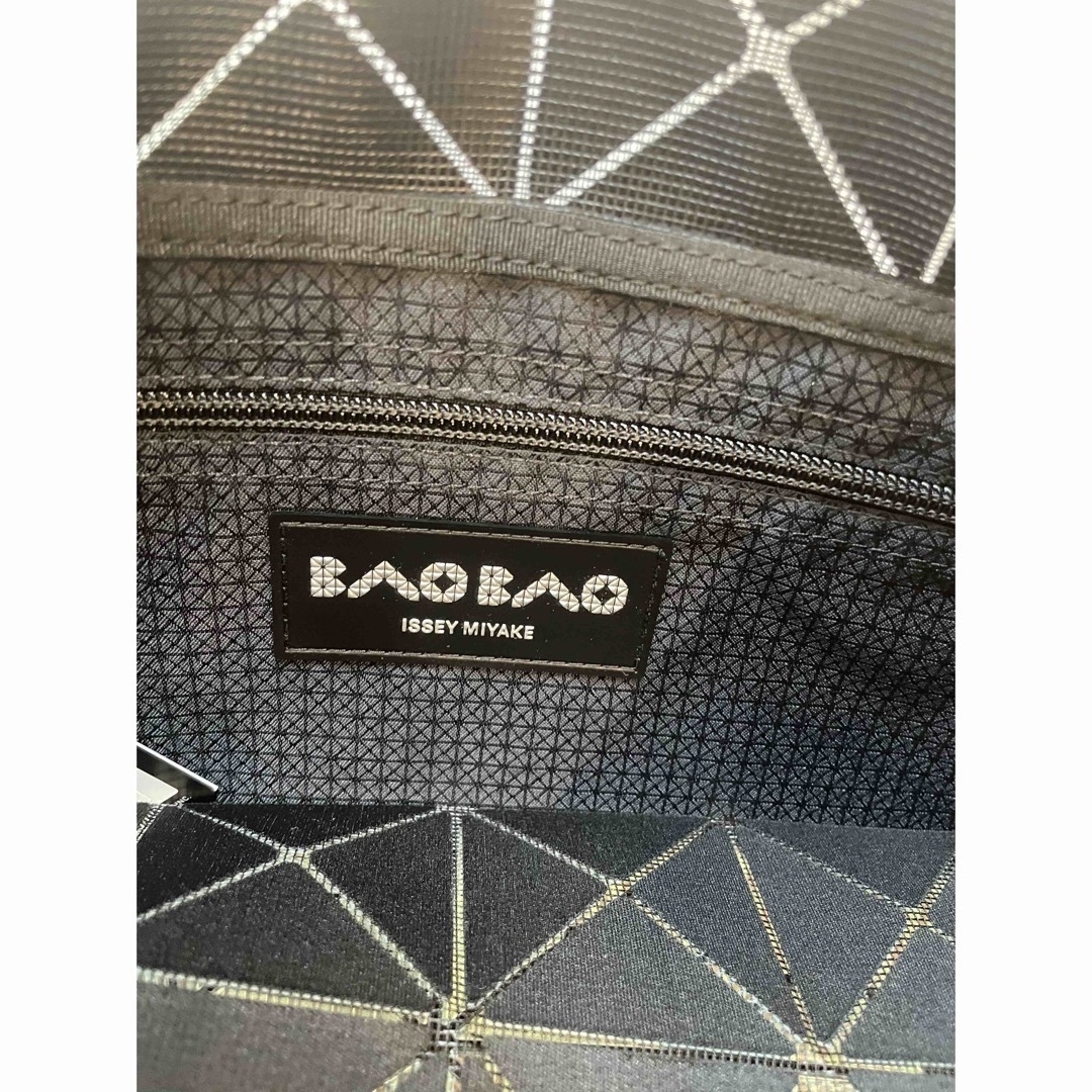 BAOBAO ISSEY MIYAKE LUCENT STREAK