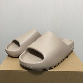 イージー(YEEZY（adidas）)のyeezy slide "pure"(サンダル)