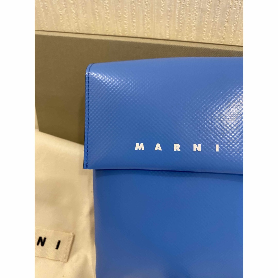 マルニ MARNI フォンケース PVC ネックポーチ　ブルー　ブラウン