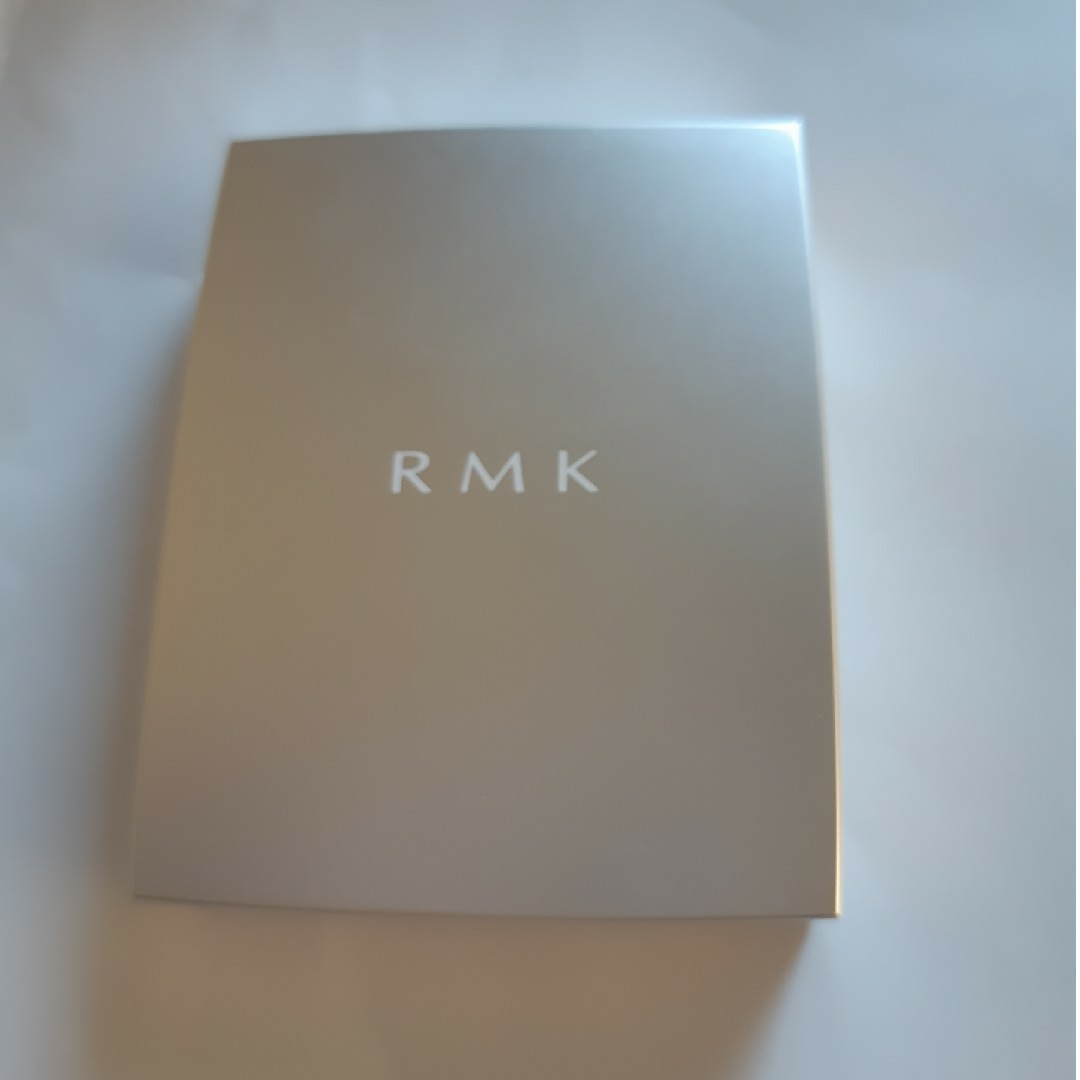 RMK(アールエムケー)のRMKトラベル　３Dフィニッシュヌード102 コスメ/美容のベースメイク/化粧品(コントロールカラー)の商品写真