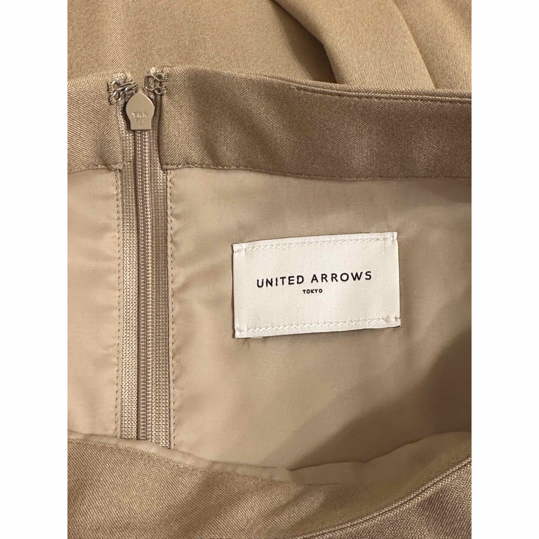 UNITED ARROWS(ユナイテッドアローズ)の【まいまい様専用】UNITED ARROWS ベージュ　フレアスカート レディースのスカート(ロングスカート)の商品写真