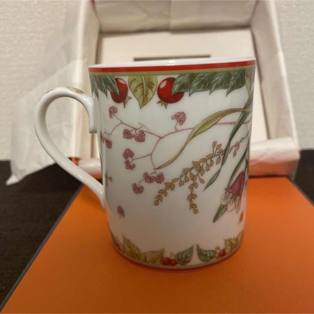 Hermes(エルメス)のエルメス　ピタゴラスの庭　マグカップ　新品 インテリア/住まい/日用品のキッチン/食器(グラス/カップ)の商品写真