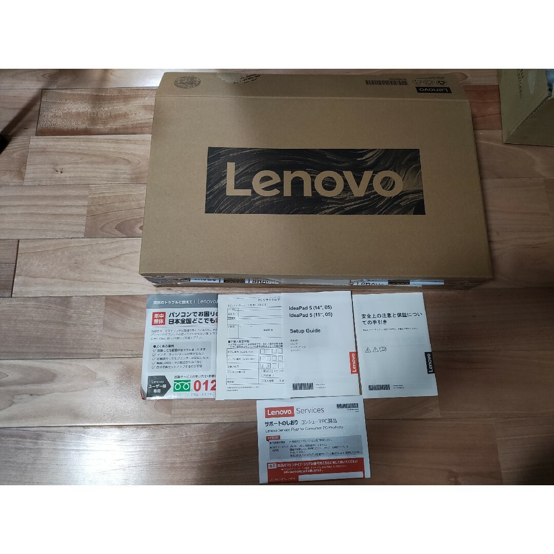 LENOVO IdeaPad SLIM 550 ノートパソコン