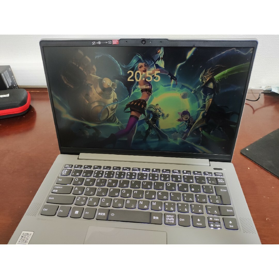 Lenovo IdeaPad Slim 550 パソコン　ノートパソコン　pc