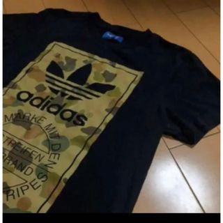 アディダス(adidas)のadidas迷彩スクエアブラックコットンT(Tシャツ/カットソー(半袖/袖なし))