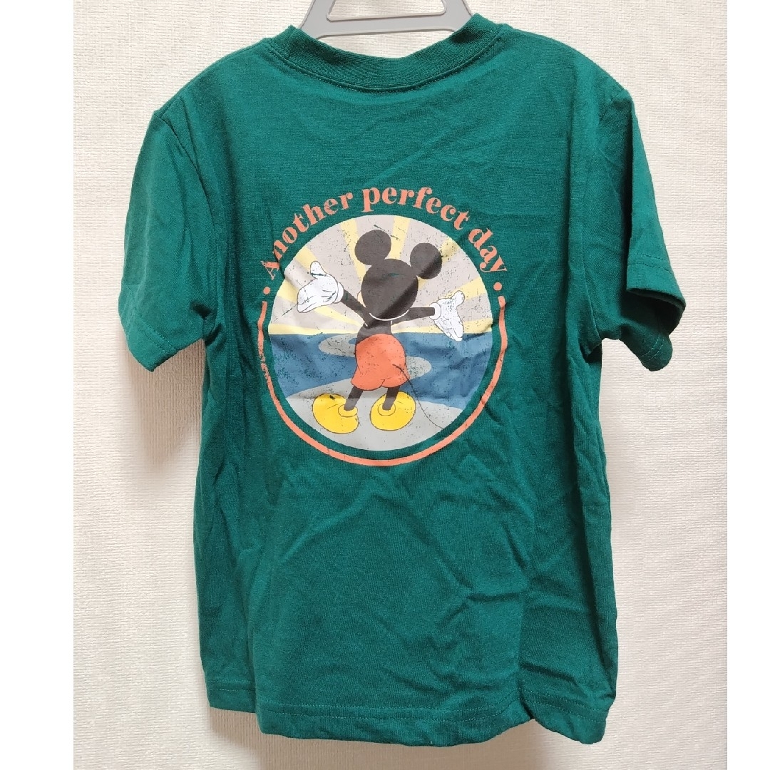 Disney(ディズニー)のディズニー Disney ミッキー キャンプ デザイン Tシャツ グリーン 緑 キッズ/ベビー/マタニティのキッズ服男の子用(90cm~)(Tシャツ/カットソー)の商品写真