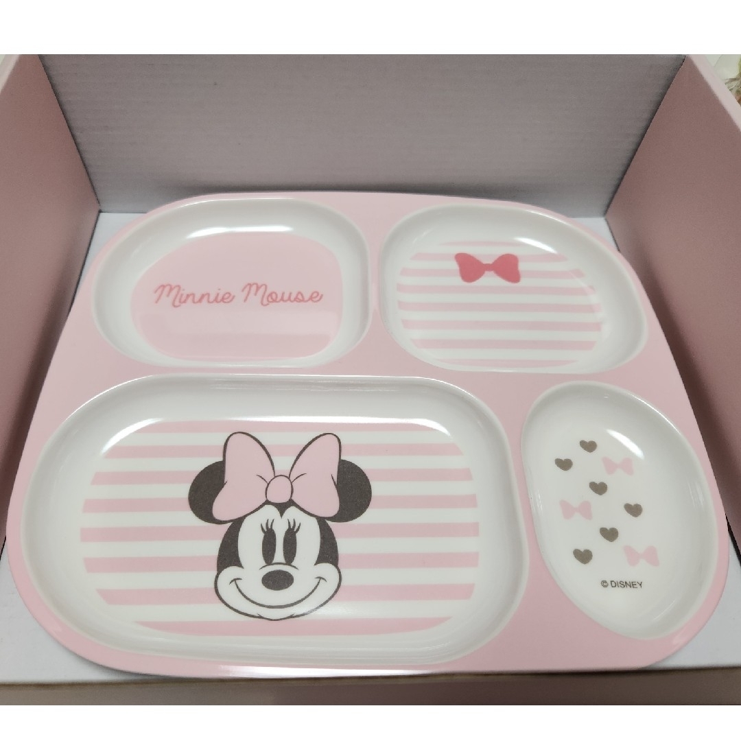 Disney(ディズニー)のディズニー メラミン食器セット キッズ/ベビー/マタニティの授乳/お食事用品(プレート/茶碗)の商品写真