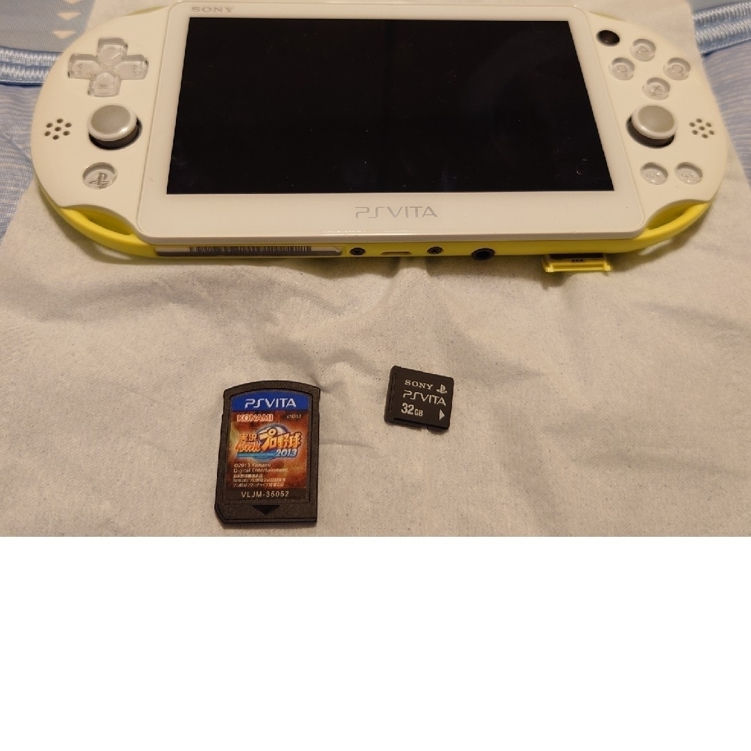 PSvita1100 ペルソナ4　メモリー32G 8G