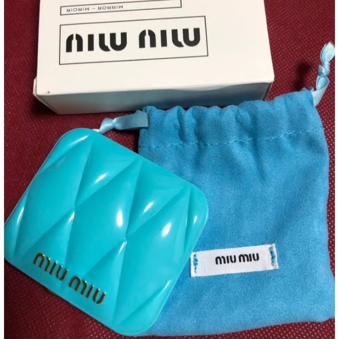 miumiu(ミュウミュウ)のミウミウ 新品 ミラー 鏡  巾着ポーチ 金具 ゴールド ノベルティ レディースのファッション小物(ミラー)の商品写真