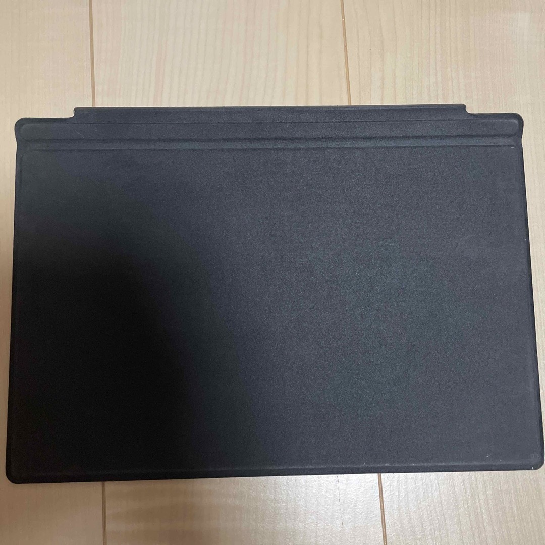 Surface pro タイプカバー 黒 スマホ/家電/カメラのPC/タブレット(PC周辺機器)の商品写真