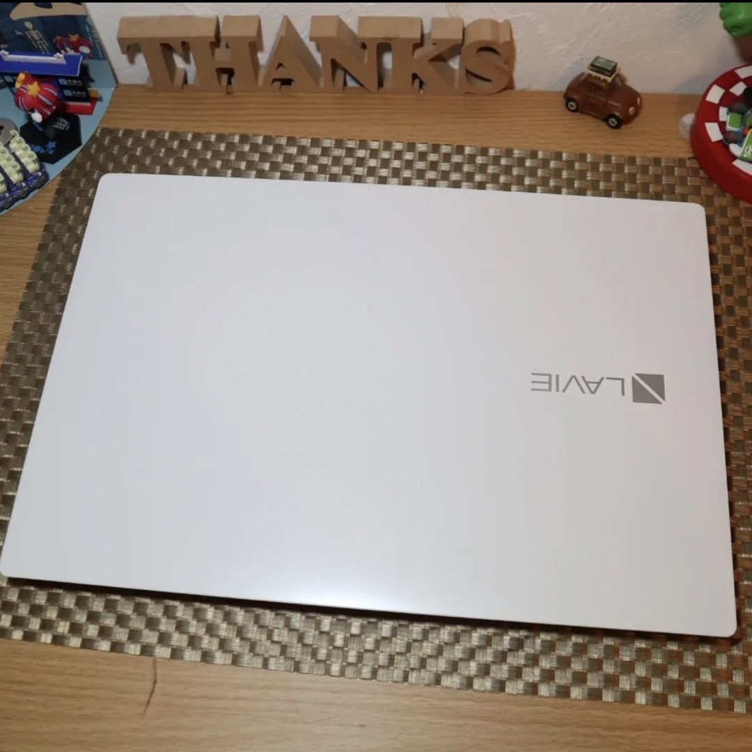 超美品!Win11高年式/SSD512/メモリ8/DVD/無線/HDMI/カメラ