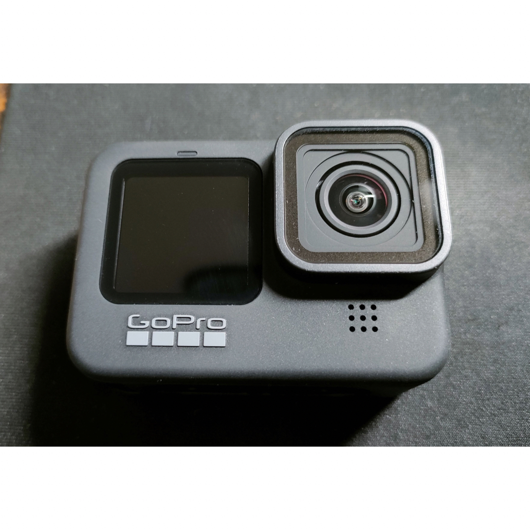 GoPro(ゴープロ)のGoPro HERO9 ブラック (中古品ですが美品です） スマホ/家電/カメラのカメラ(ビデオカメラ)の商品写真