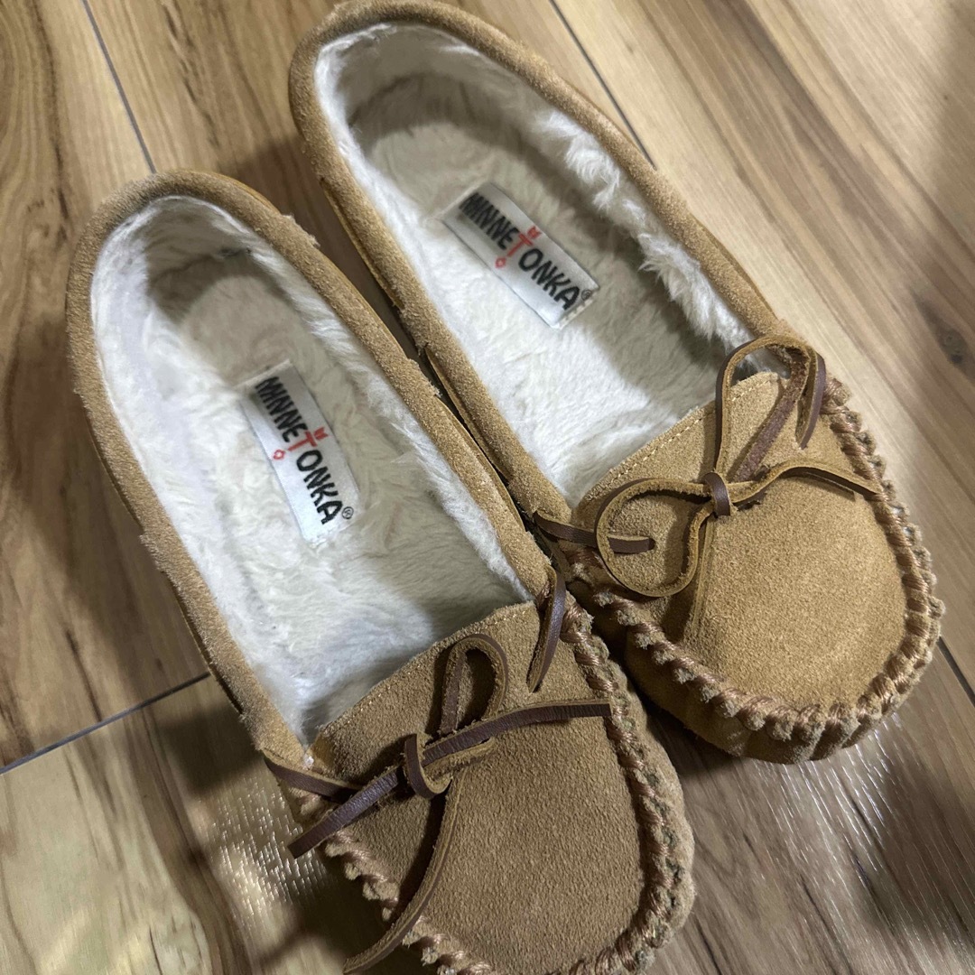 Minnetonka(ミネトンカ)のミネトンカ　モカシン　ブラウン レディースの靴/シューズ(スリッポン/モカシン)の商品写真