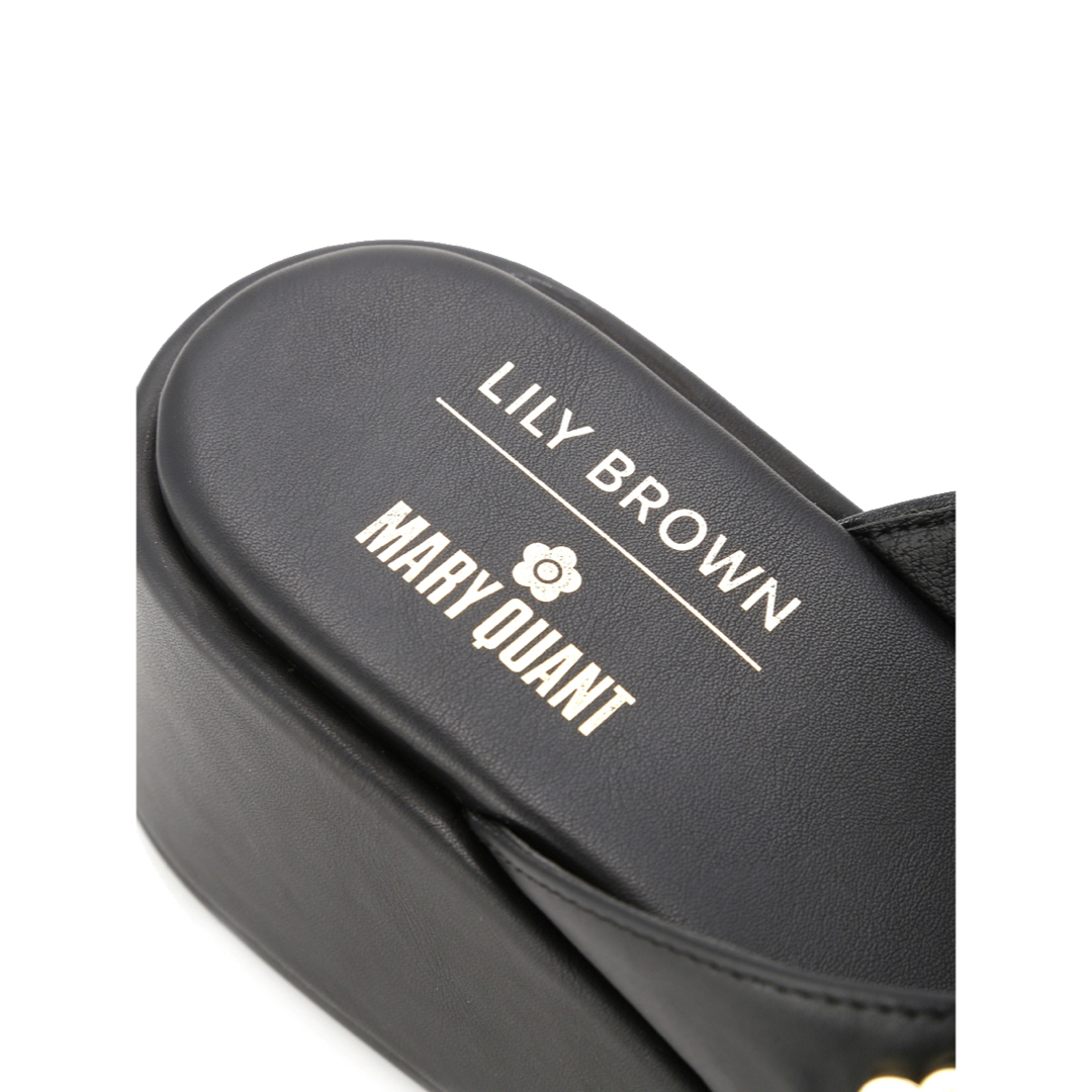 Lily Brown(リリーブラウン)の【LILY BROWN×MARY QUANT】デイジーモチーフトングサンダル レディースの靴/シューズ(サンダル)の商品写真